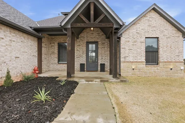 Photo 4 — 1147 Colonial Avenue, Tuttle, OK 73089