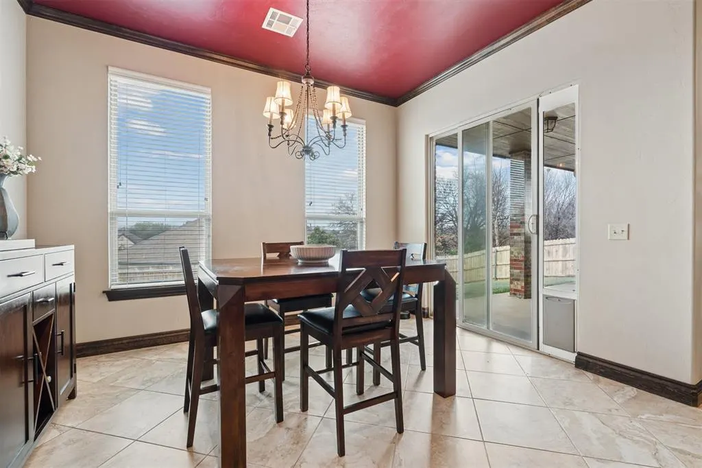 Photo 16 — 10401 Cherrywood Drive, Oklahoma City, OK 73151