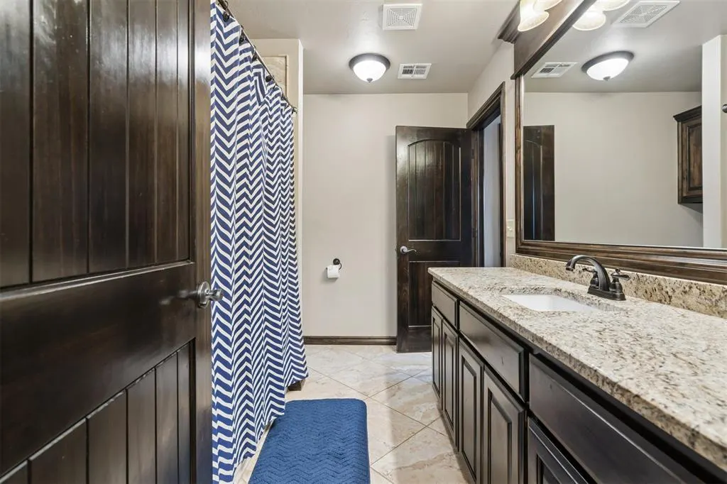 Photo 32 — 10401 Cherrywood Drive, Oklahoma City, OK 73151