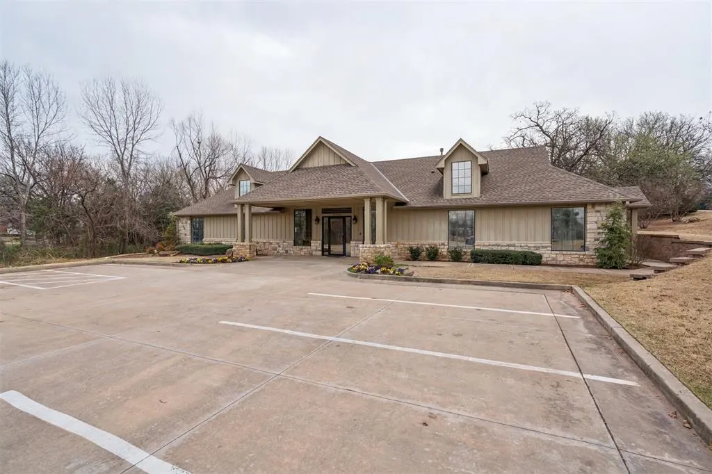 Photo 41 — 10401 Cherrywood Drive, Oklahoma City, OK 73151