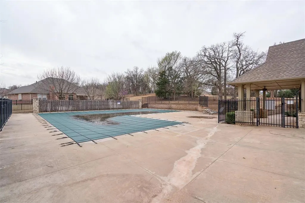Photo 42 — 10401 Cherrywood Drive, Oklahoma City, OK 73151