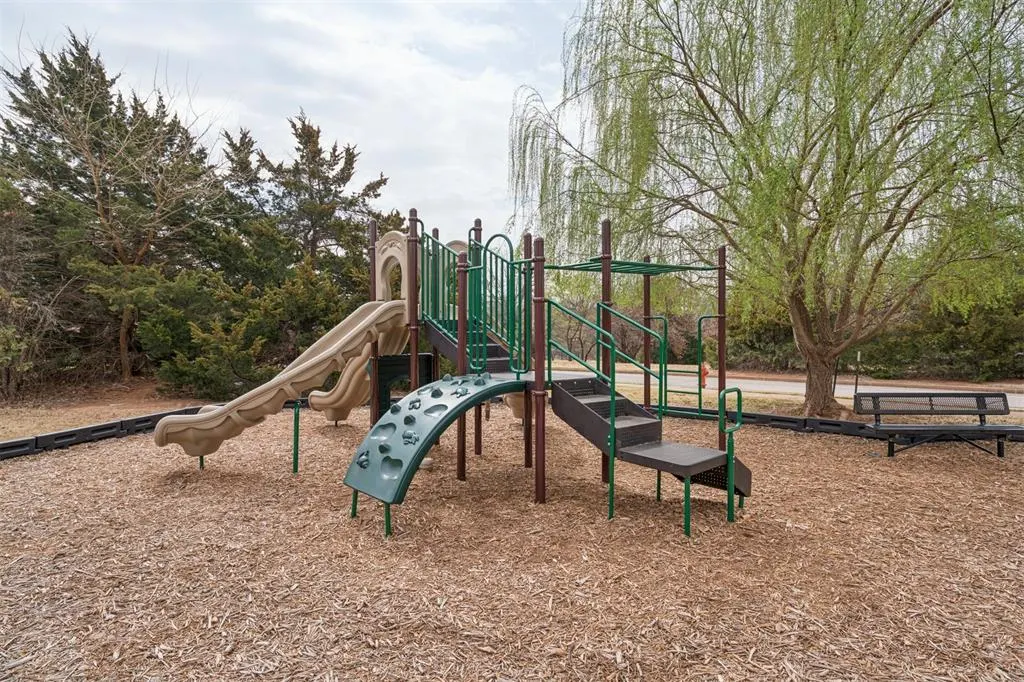 Photo 43 — 10401 Cherrywood Drive, Oklahoma City, OK 73151