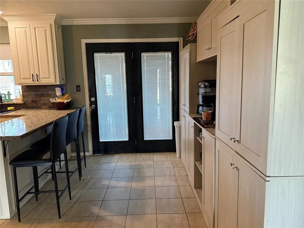 Photo 6 — 617 E Washington, Tecumseh, OK 74873