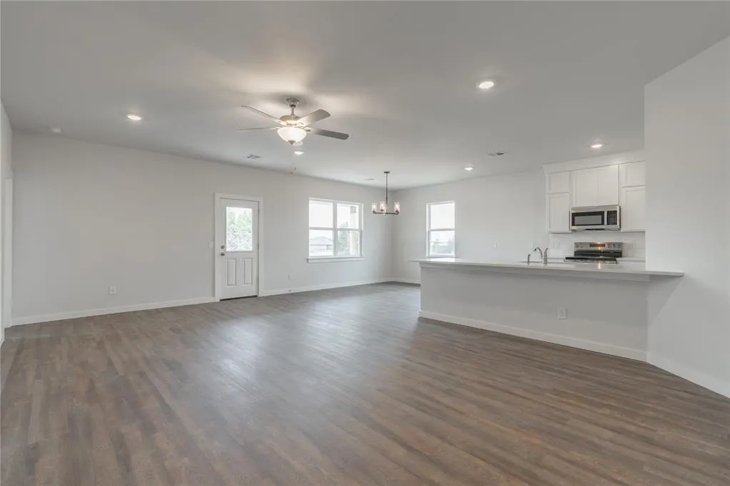 Photo 7 — 5290 Bluestem Avenue, Guthrie, OK 73044