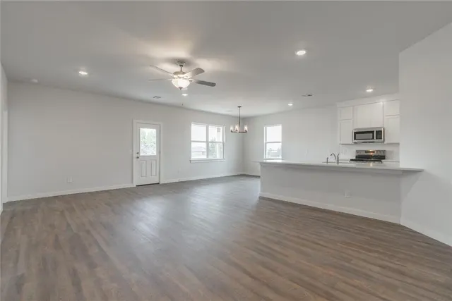 Photo 7 — 5290 Bluestem Avenue, Guthrie, OK 73044