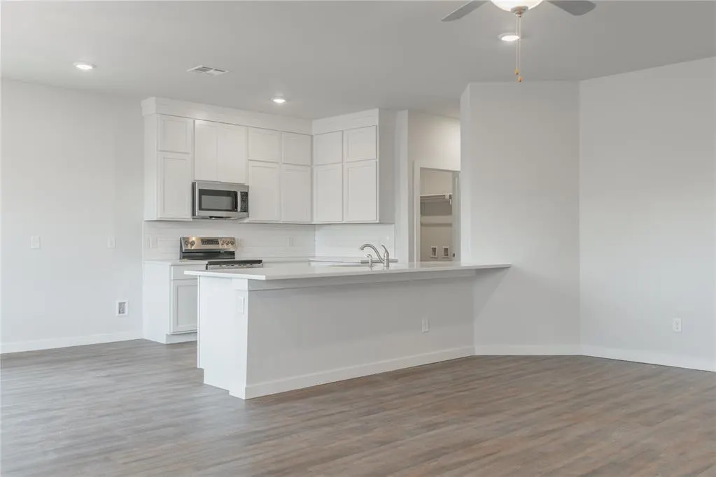 Photo 9 — 5290 Bluestem Avenue, Guthrie, OK 73044