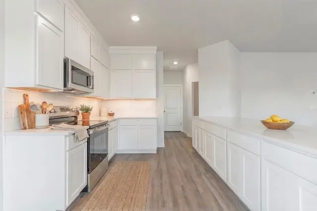 Photo 3 — 5290 Bluestem Avenue, Guthrie, OK 73044