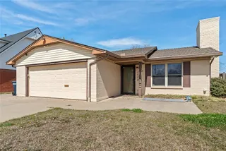 Sold home at 3009 SW 61st Street