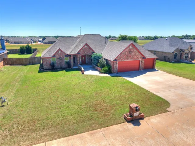 Photo 4 — 1124 Antler Ridge, Tuttle, OK 73089