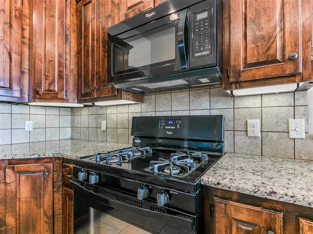 Photo 20 — 1124 Antler Ridge, Tuttle, OK 73089