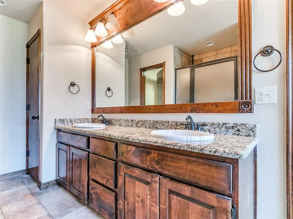 Photo 40 — 1124 Antler Ridge, Tuttle, OK 73089