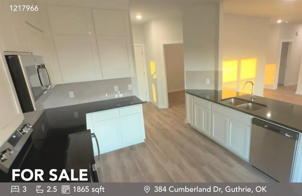 Photo 3 — 384 Cumberland Drive, Guthrie, OK 73044