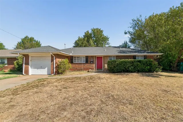 Photo 3 — 3717 NW 58th Terrace, Oklahoma City, OK 73112