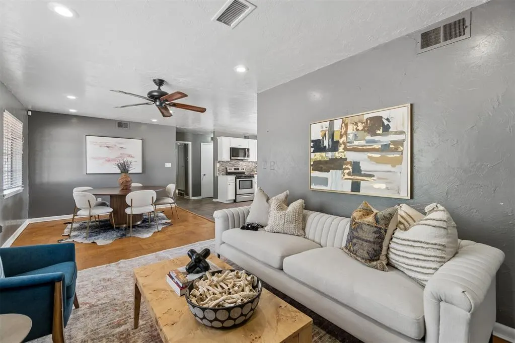 Photo 11 — 3717 NW 58th Terrace, Oklahoma City, OK 73112