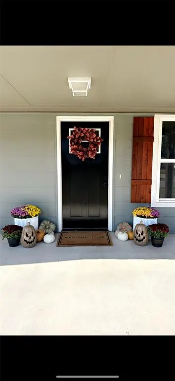Front exterior — 321 N Madison Avenue, Blanchard, OK 73010