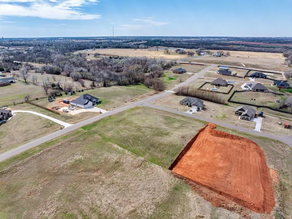Photo 3 — 763 Windmill Avenue, Blanchard, OK 73010