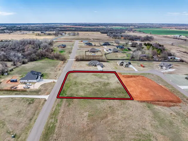 Photo 4 — 763 Windmill Avenue, Blanchard, OK 73010