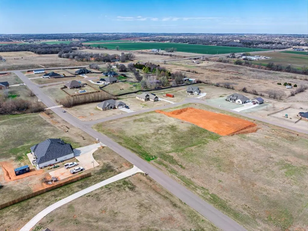 Photo 7 — 763 Windmill Avenue, Blanchard, OK 73010