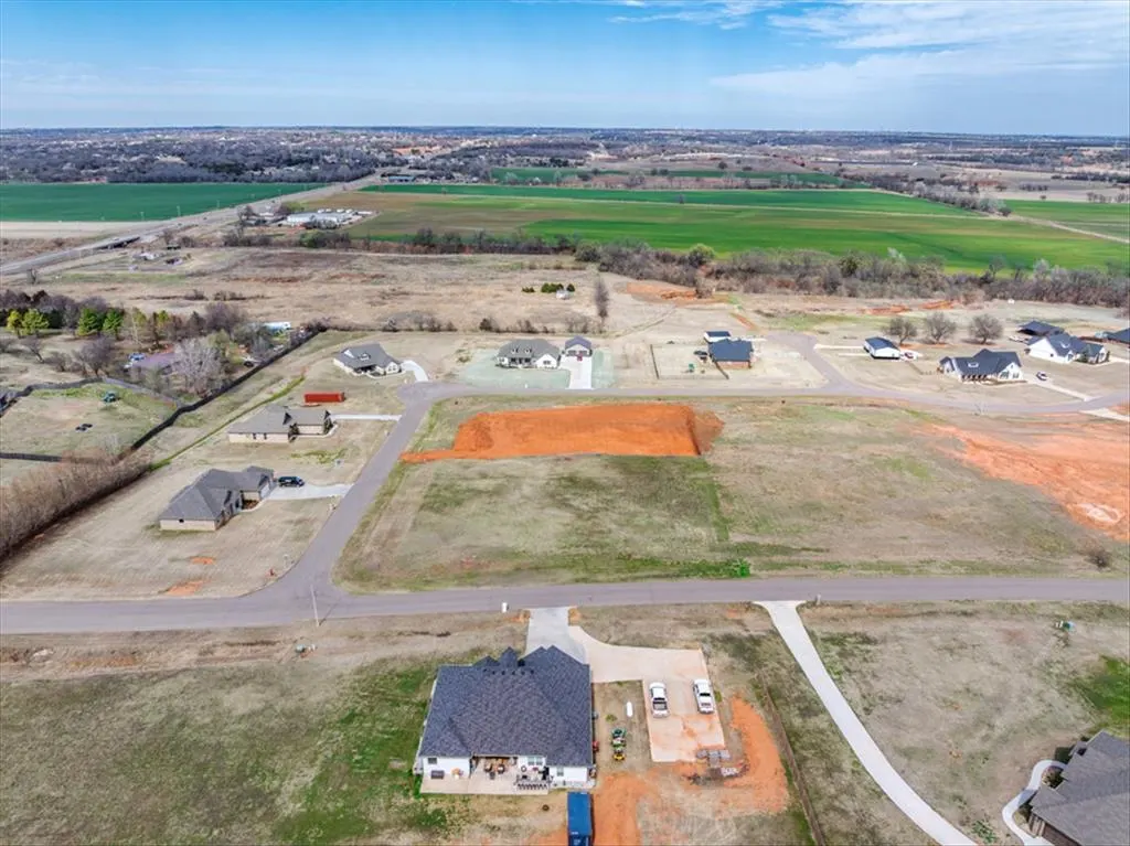 Photo 8 — 763 Windmill Avenue, Blanchard, OK 73010