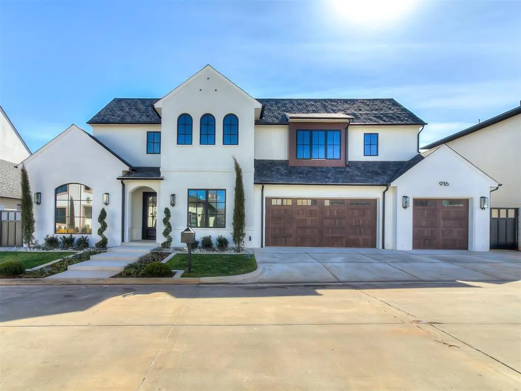 Front exterior — 916 NW 156th Street, Edmond, OK 73013