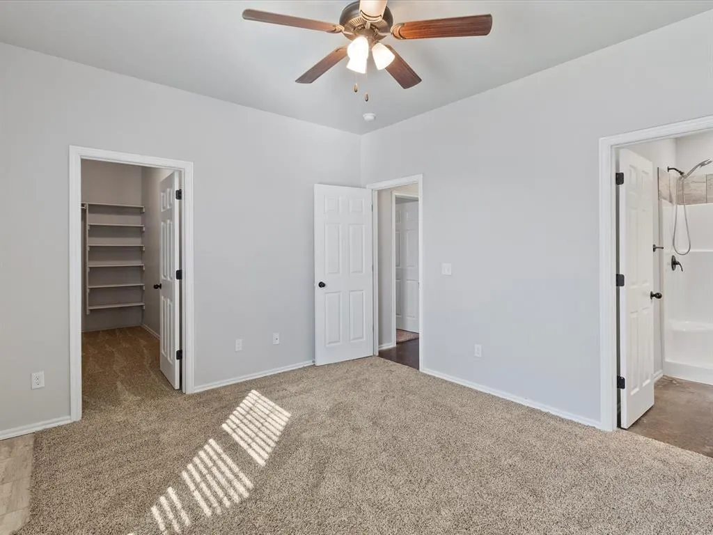 Photo 8 — 1852 Post Oak Road 1854, El Reno, OK 73036