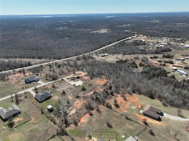 Photo 7 — 17147 Cottonwood Court, Newalla, OK 74857