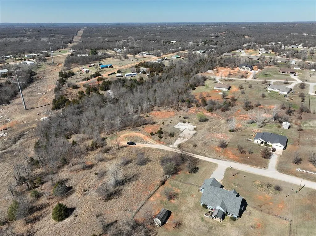 Photo 9 — 17147 Cottonwood Court, Newalla, OK 74857