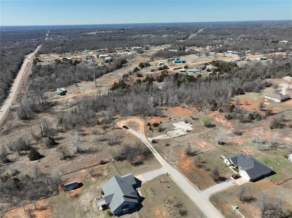 Photo 10 — 17147 Cottonwood Court, Newalla, OK 74857