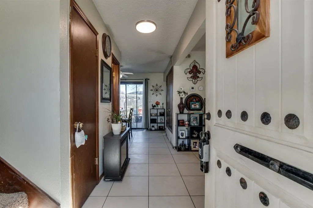 Photo 5 — 6037 NW 54th Place, Warr Acres, OK 73122