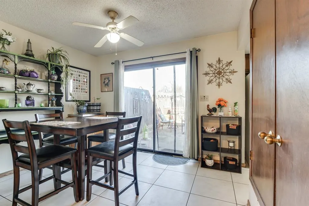 Photo 15 — 6037 NW 54th Place, Warr Acres, OK 73122