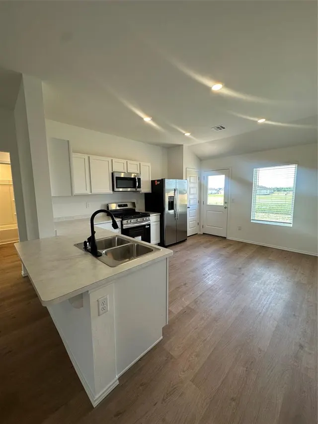 Photo 3 — 40931 Alpine Meadow Drive, Shawnee, OK 74804