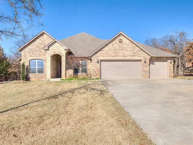 Front exterior — 12355 Tall Timbers, Guthrie, OK 73044