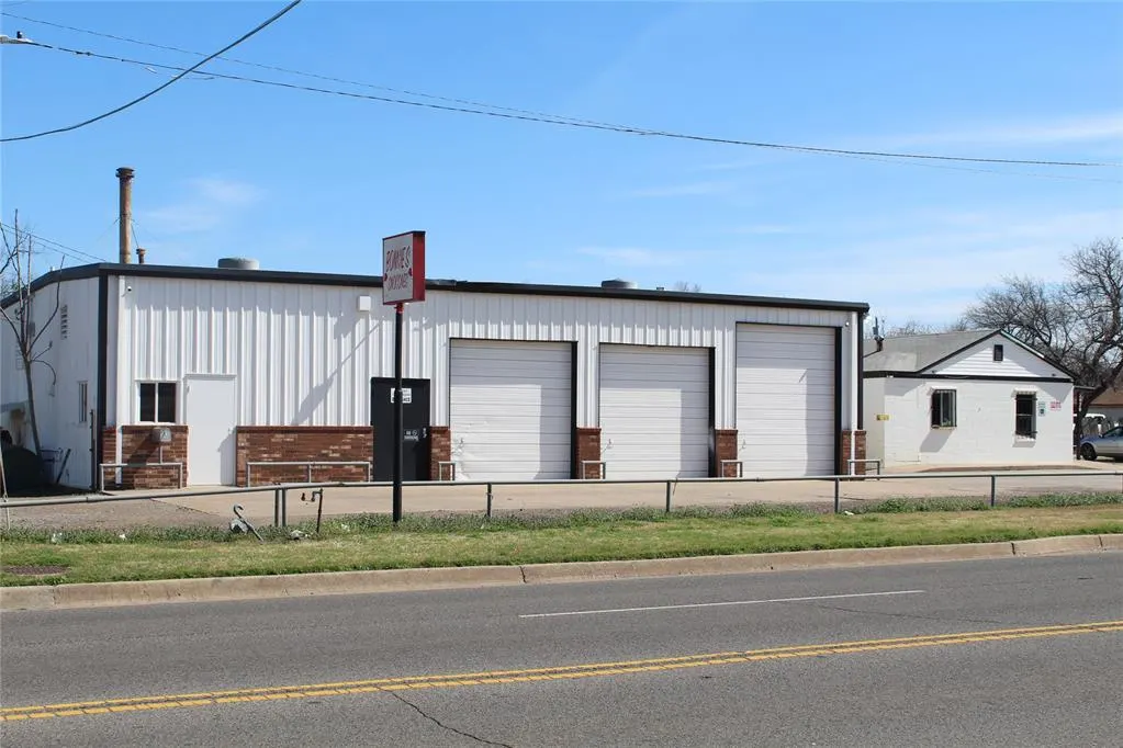 Front exterior — 3420 S May Avenue, Oklahoma City, OK 73119