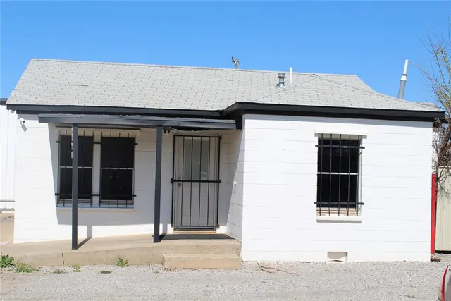 Photo 7 — 3420 S May Avenue, Oklahoma City, OK 73119