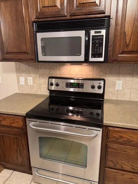 Photo 13 — 1805 Wheatland Place, Norman, OK 73071