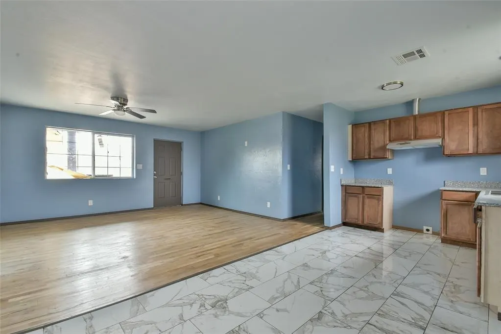 Photo 7 — 808 NE 36th Street, Oklahoma City, OK 73105