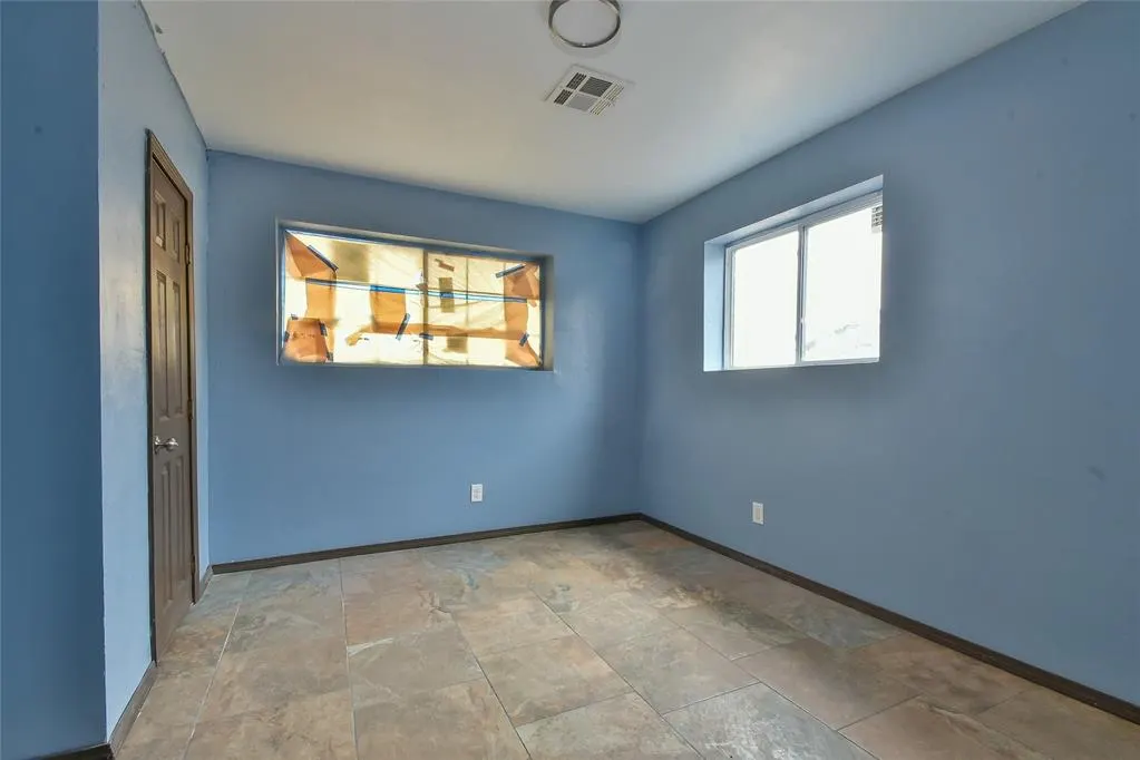 Photo 17 — 808 NE 36th Street, Oklahoma City, OK 73105