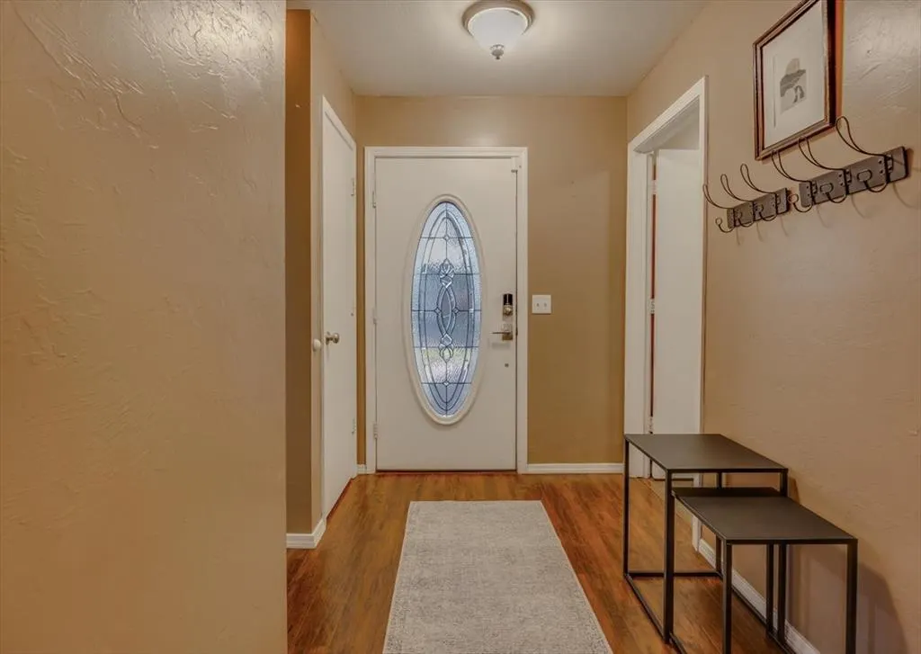 Photo 7 — 2501 Flame Lily Road, Oklahoma City, OK 73128