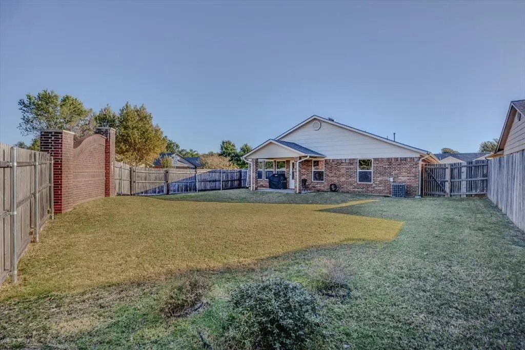 Photo 31 — 2501 Flame Lily Road, Oklahoma City, OK 73128