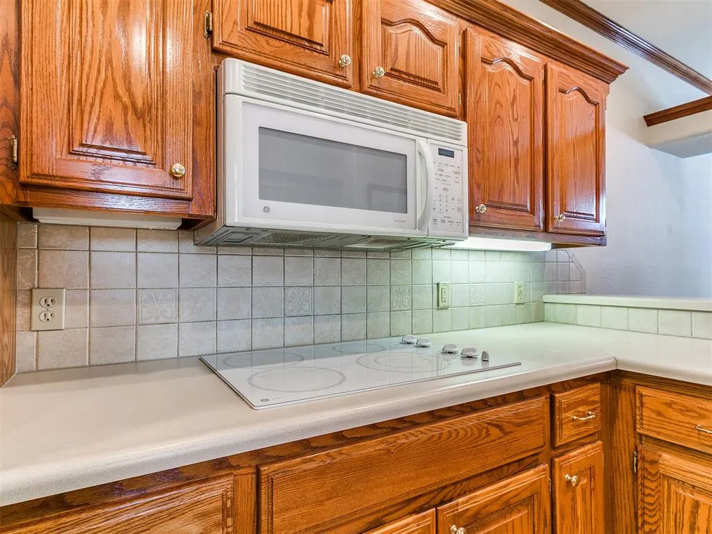 Photo 27 — 12407 W Greenlea Chase, Oklahoma City, OK 73170