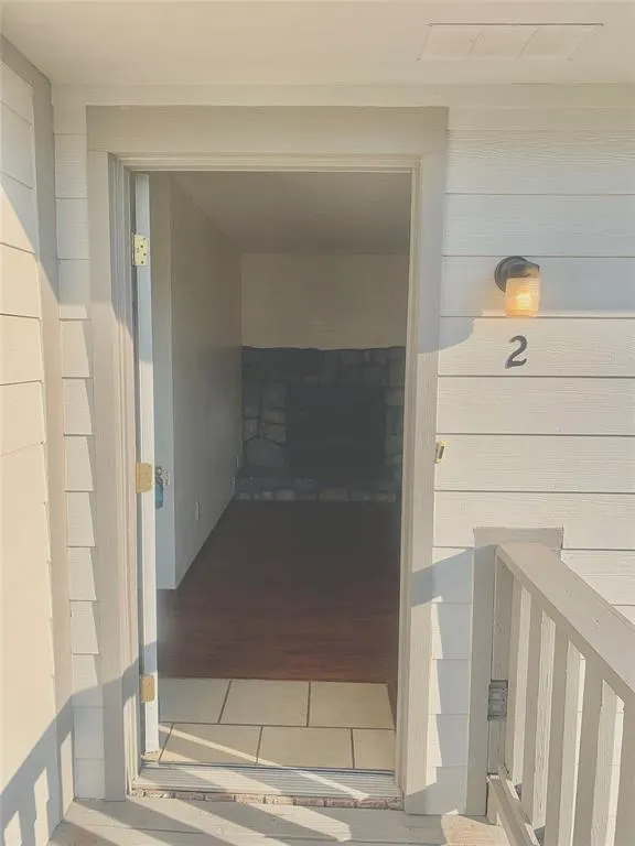Photo 2 — 320 Falcon Court 2, Norman, OK 73069