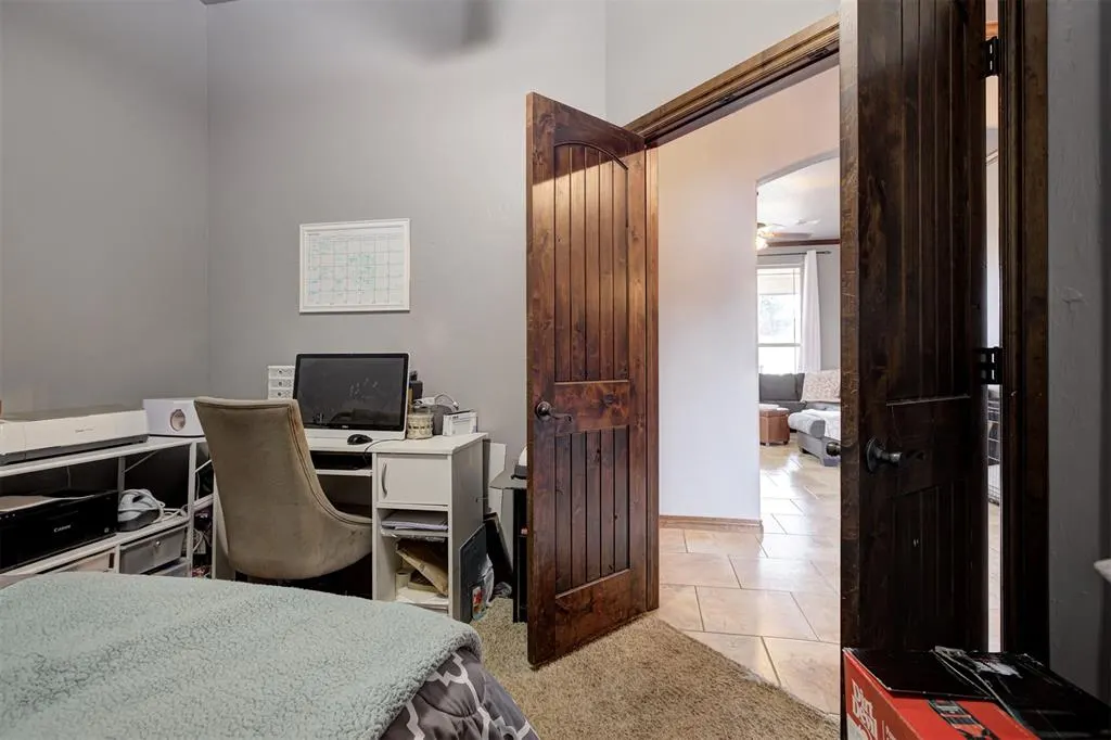 Photo 11 — 2600 SE 39th Street, Moore, OK 73160