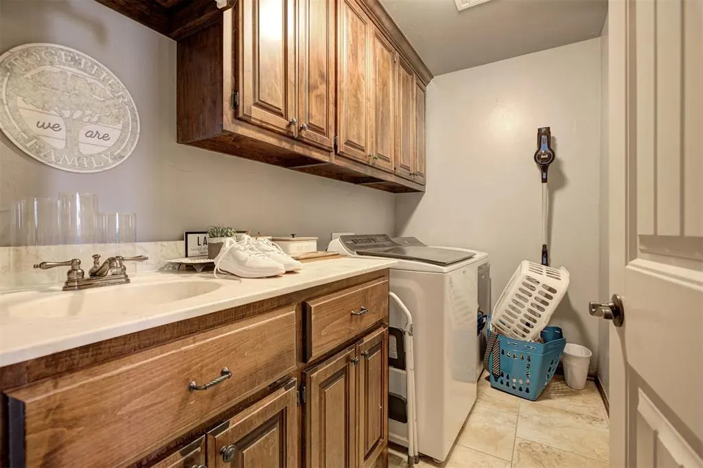 Photo 40 — 2600 SE 39th Street, Moore, OK 73160