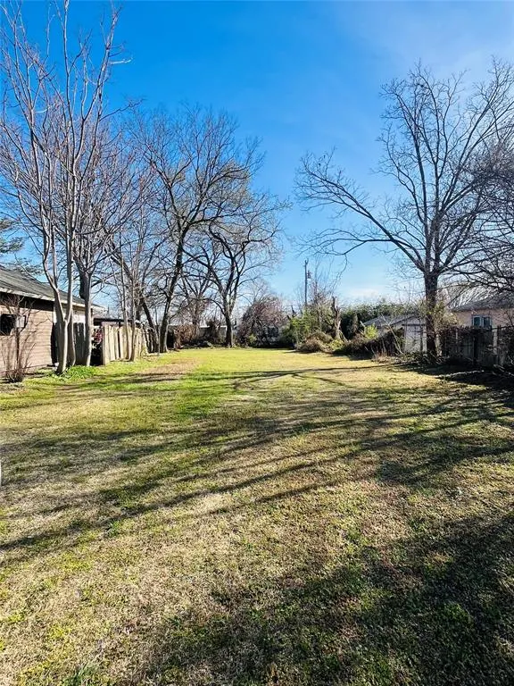 Front exterior — 519 W Ford Street, Shawnee, OK 74801