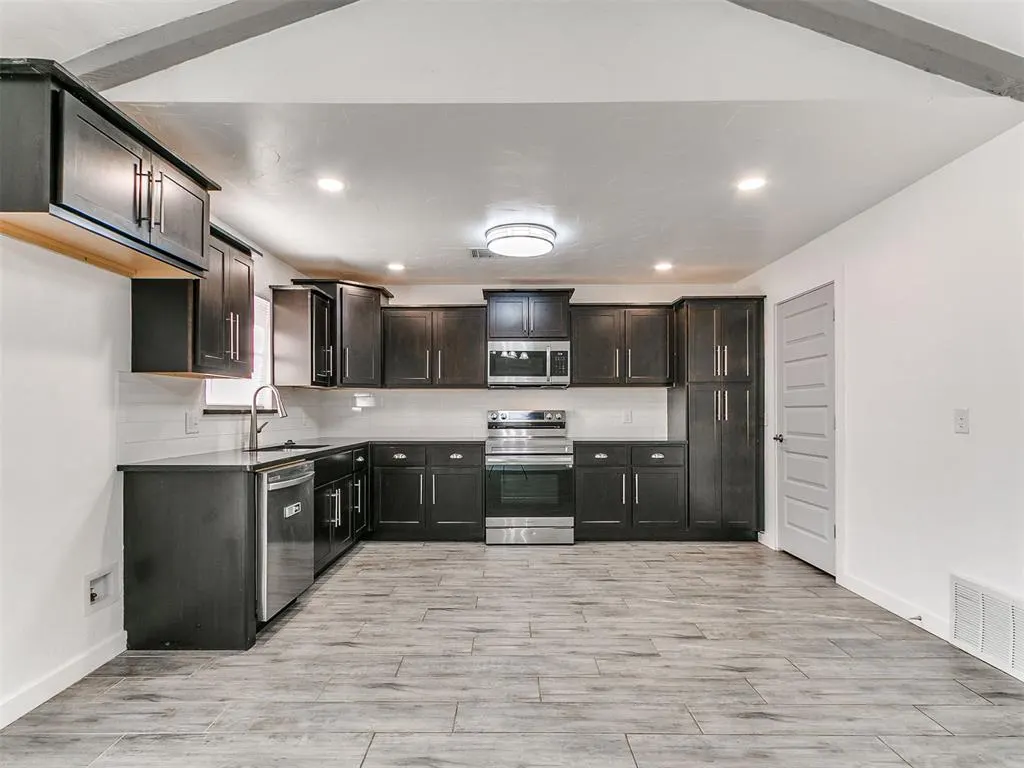 Photo 38 — 2808 SW 88th Street, Oklahoma City, OK 73159