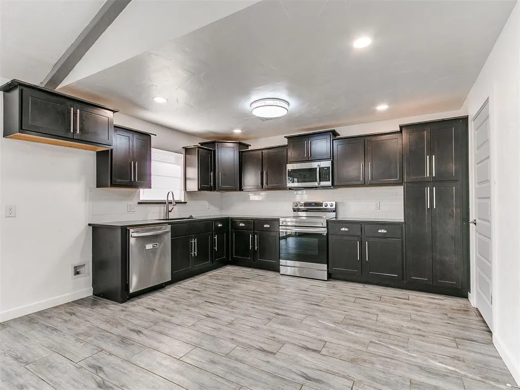 Photo 40 — 2808 SW 88th Street, Oklahoma City, OK 73159