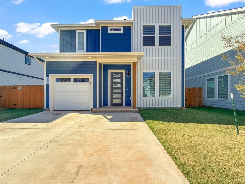Front exterior — 2610 Crescent Avenue, Oklahoma City, OK 73120