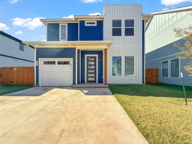 Front exterior — 2610 Crescent Avenue, Oklahoma City, OK 73120