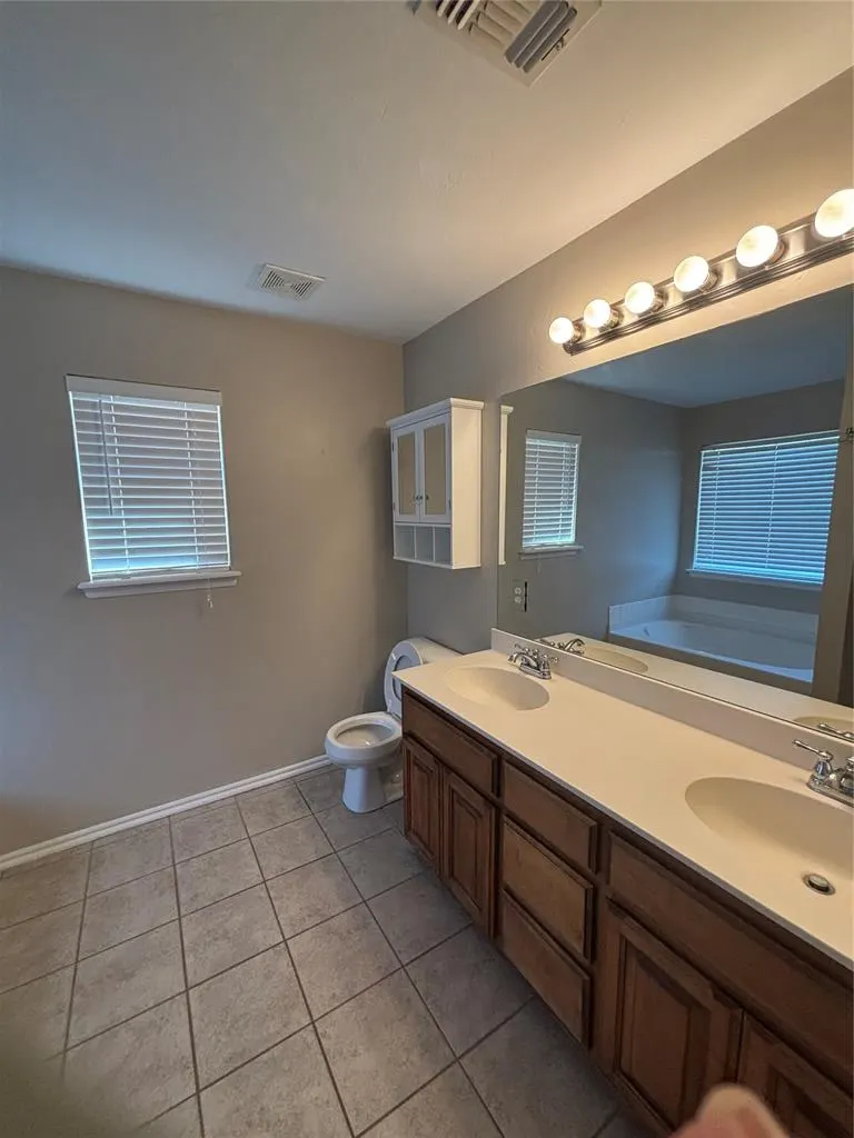 Photo 14 — 3005 Grant Road, Norman, OK 73071