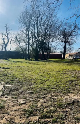 Sold home at 506 N Louisa Avenue